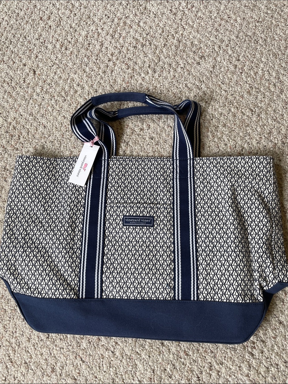 Vineyard Vines Navy and White Patterned Tote